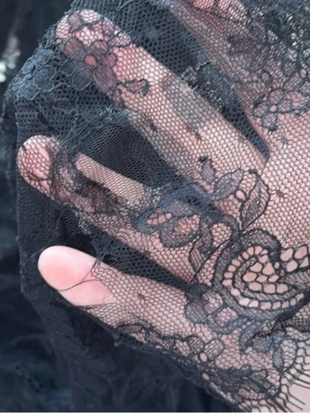 Off-White Black High-Neck Lace Top Size 44 / XL damaged - Picture 3 of 7